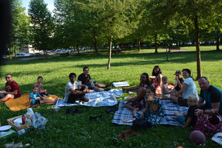 9-piknik-v-parku